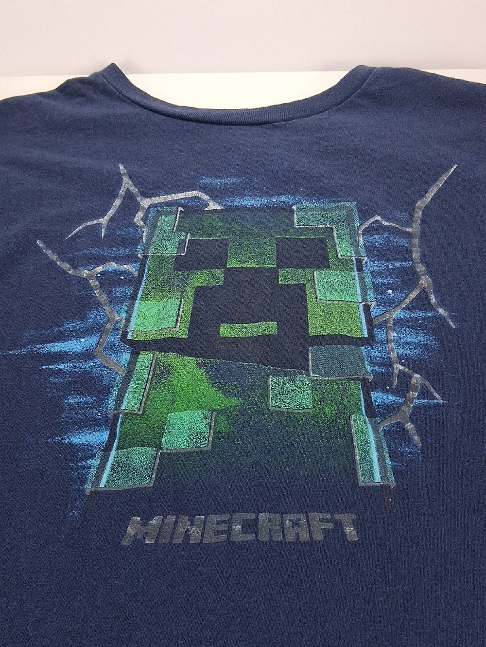 Boys' Minecraft Tee Shirt Size Large (14/16) Navy Creeper Graphic Short Sleeve - Picture 3 of 4